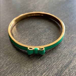 KATE SPADE GREEN & GOLD BANGLE. NEW!